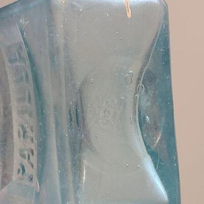 Lot 140: Rare Keystone Mason with Keystone Lid, Green Root, Queens