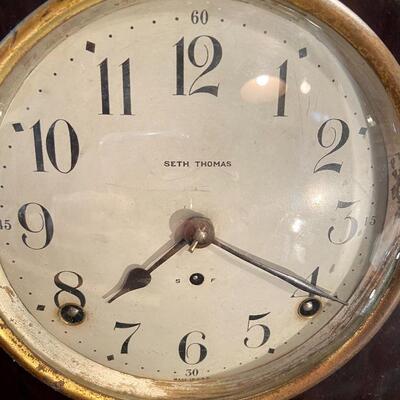 Lot 158: Vintage Seth Thomas Mantle Clock