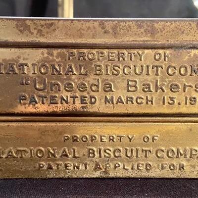 Lot 160: Primitive Pantry Boxes- Nabisco- Washboard.  