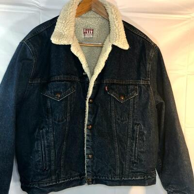 Vintage Levi's Men's Sherpa Jacket