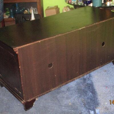 Lot 5 - Entertainment Console LOCAL PICK UP ONLY
