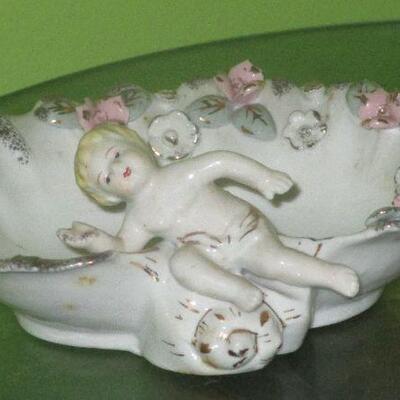 Lot 24 - Cherub Bowl and Planter