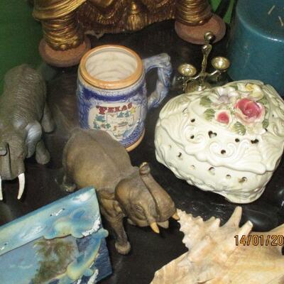 Lot 29 - Misc Home DÃ©cor