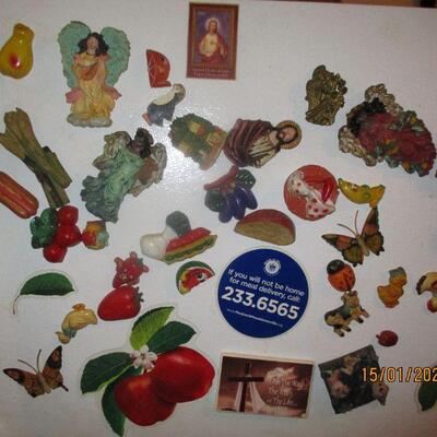Lot 48 - Variety of Magnets