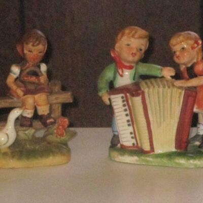 Lot 59 - Two Hummel Inspired Figurines