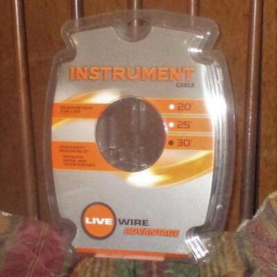 Lot 72 - 30' Instrument Cable