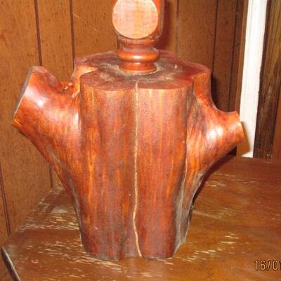Lot 78 - Solid Wood Base Lamp LOCAL PICK UP ONLY