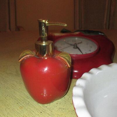 Lot 114 - Pie Plate, Apple Soap, Apple Clock