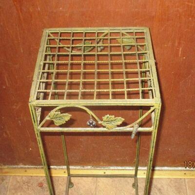 Lot 157 - Metal Plant Stand LOCAL PICK UP ONLY