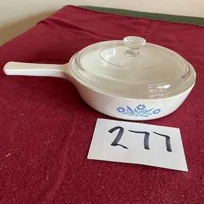 Lot 277 - Corningware pan. Cornflower Pattern