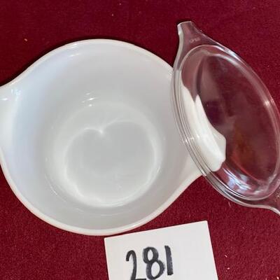 Lot 281 - Vintage Pyrex, Autumn Harvest Wheat Dish