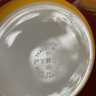 Lot 283- Vintage Pyrex, Sunflower Pattern Bowl with Lid