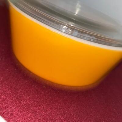 Lot 285 - Vintage Pyrex Orange bowl with lid