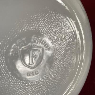 Lot 291 - Vintage Federal Milk Glass Bowl