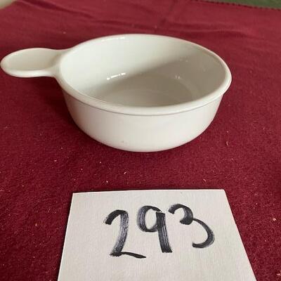 Lot 293 - Corningware soup bowl
