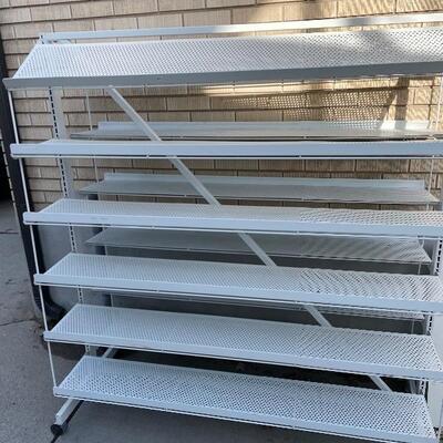 Commercial shoe rack