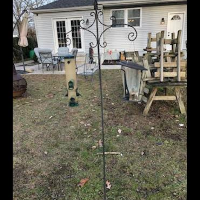 Lot OS 11: Shepherds Hook and Bird Feeders