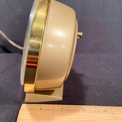Lot 166: Vintage Westclox Big Ben Electric clock and more