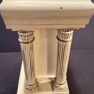 Lot 167:  Vintage New Haven Clock Co Clock