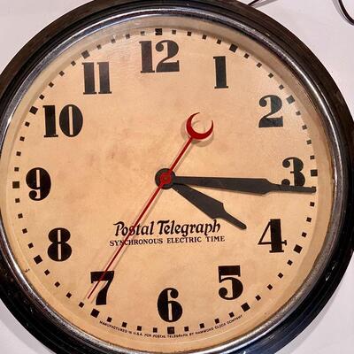 Lot 168: Vintage Postal Telegraph Electric clock