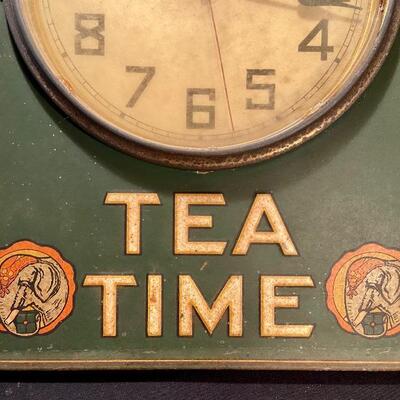 Lot 169: Vintage Advertising Waterbury Clock Co Tetley Tea Time Electric Clock