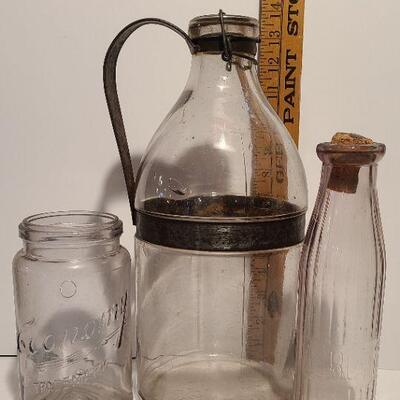 Lot 187A: 3 pieces incl. a Gallon sized 1898 AG Smalley Glass Tin Top Milk Bottle 