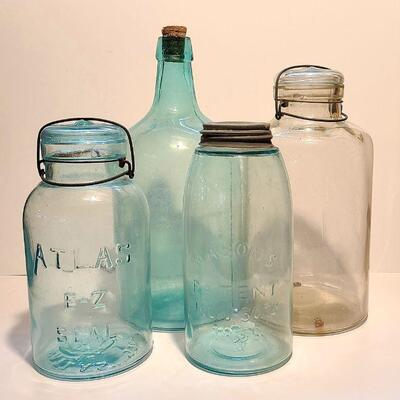 Lot 188: Large Antique Mason/Atlas Jars