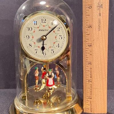 Lot 173: Vintage Kieninger Obergfle Anniversary Clock and more 