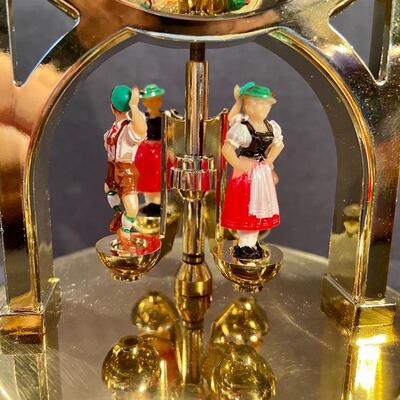 Lot 173: Vintage Kieninger Obergfle Anniversary Clock and more 