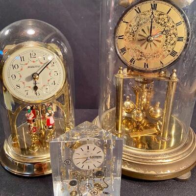 Lot 173: Vintage Kieninger Obergfle Anniversary Clock and more 