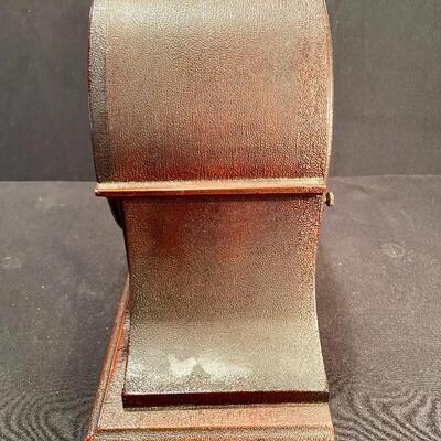 Lot 176: Vintage Seth Thomas clock
