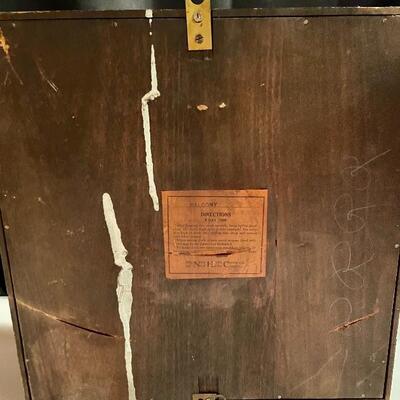 Lot 175: Antique New Haven Clock