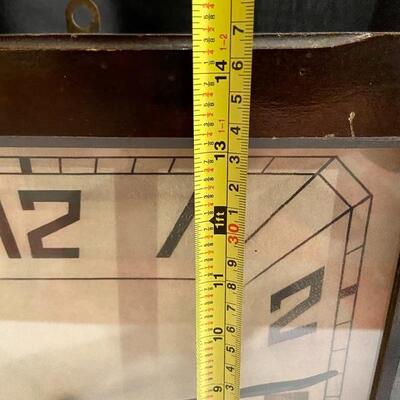 Lot 175: Antique New Haven Clock