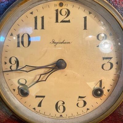 Lot 179: Vintage Ingraham Clock