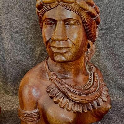 LOT 50  VINTAGE PAIR INDONESIAN MALE FEMALE CARVED WOOD BUSTS 