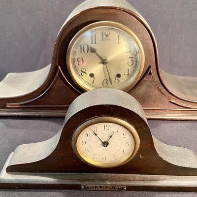 Lot 181: Vintage New Haven Clock and more