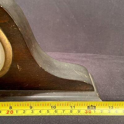 Lot 181: Vintage New Haven Clock and more
