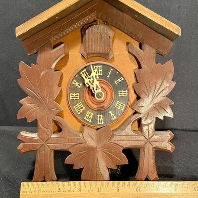 Lot 182: Vintage Coo Coo clocks 