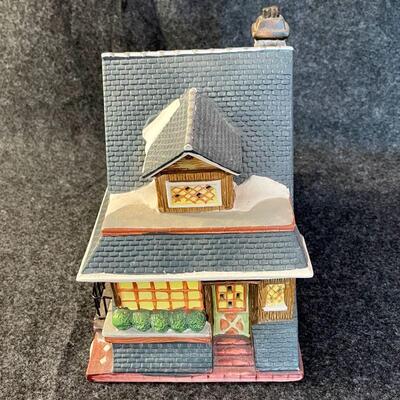 LOT 55  CERAMIC SNOW COVERED CAFE CHALET HOUSE 