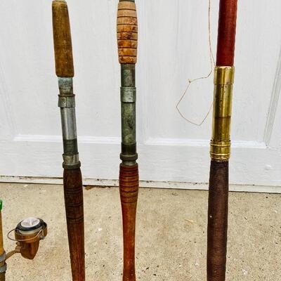Lot 189: Vintage Fishing Rods/Large Brass Reel