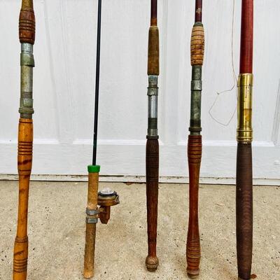 Lot 189: Vintage Fishing Rods/Large Brass Reel