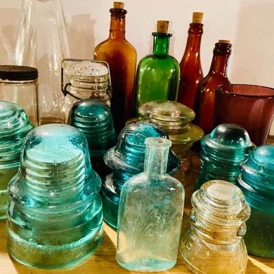 Lot 270: Unique Glass (Insulators, Bottles, Coffee Mill Top)