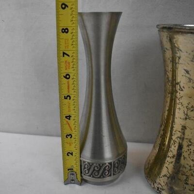 2 Vases: 1 Metal 8.8