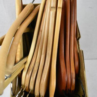 14 Wooden/Metal Hangers