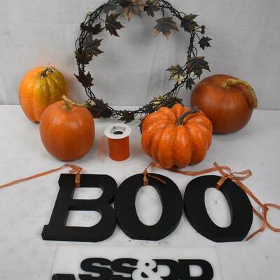 9 pc Fall/Halloween Decor: 4 pumpkins, BOO letters, ribbon, Metal Wreath