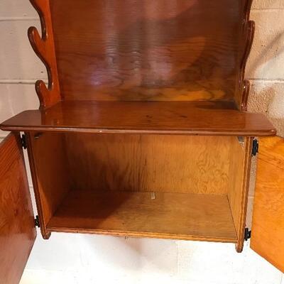 Lot 801:  Wall Mounted Gun Rack