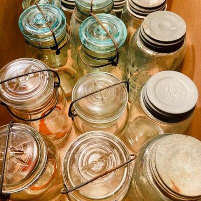 Lot 280: Vintage Ball Mason Jars Glass and Zinc Lids