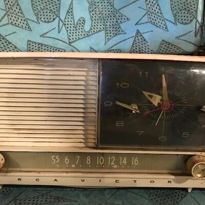 Lot 248B:  Vintage clock, clock radios and Cameras