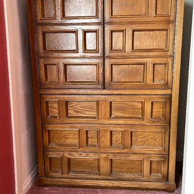 LOT 71  VINTAGE PRESS BOARD GENTLEMAN'S HI BOY DOORS & DRAWERS