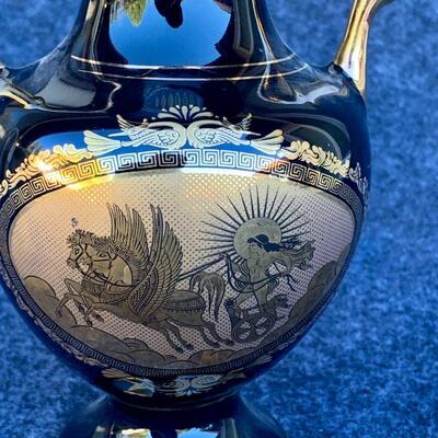 LOT 79  BLUE AND GOLD URN GRECIAN SCENES SOUVENIR OF GREECE
